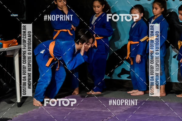 Buy your photos of the eventApresenta��o de Capoeira e Ju Jitsu 2019 on Fotop
