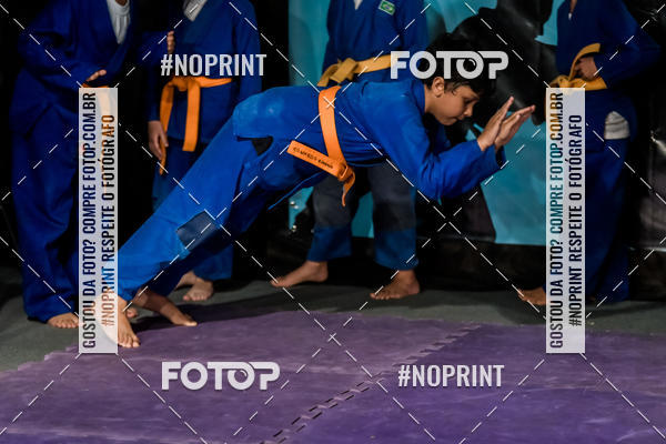 Buy your photos of the eventApresenta��o de Capoeira e Ju Jitsu 2019 on Fotop