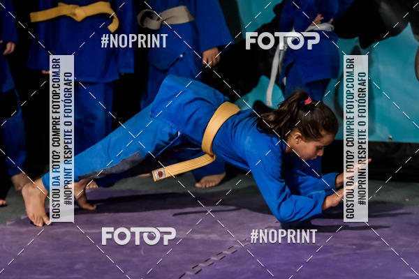 Buy your photos of the eventApresenta��o de Capoeira e Ju Jitsu 2019 on Fotop
