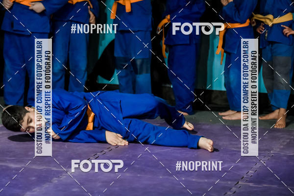Buy your photos of the eventApresenta��o de Capoeira e Ju Jitsu 2019 on Fotop