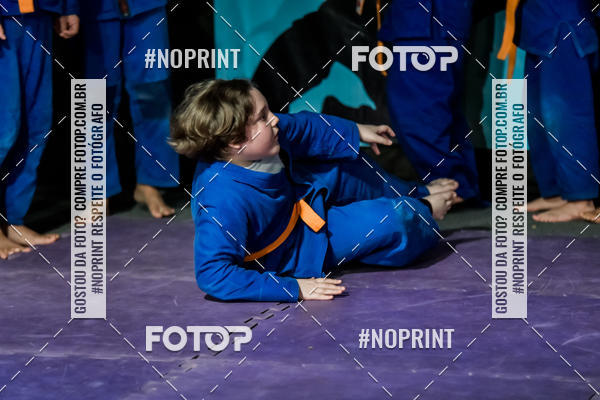 Buy your photos of the eventApresenta��o de Capoeira e Ju Jitsu 2019 on Fotop