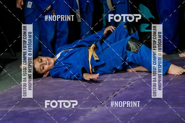 Buy your photos of the eventApresenta��o de Capoeira e Ju Jitsu 2019 on Fotop
