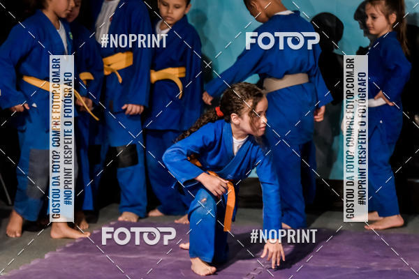 Buy your photos of the eventApresenta��o de Capoeira e Ju Jitsu 2019 on Fotop