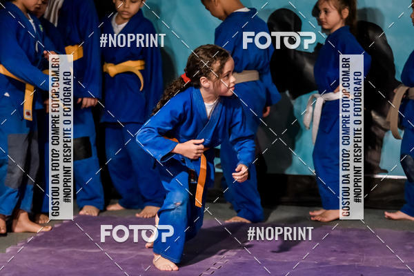 Buy your photos of the eventApresenta��o de Capoeira e Ju Jitsu 2019 on Fotop