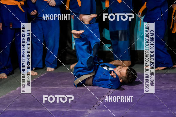 Buy your photos of the eventApresenta��o de Capoeira e Ju Jitsu 2019 on Fotop