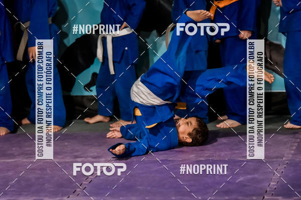 Buy your photos of the eventApresenta��o de Capoeira e Ju Jitsu 2019 on Fotop