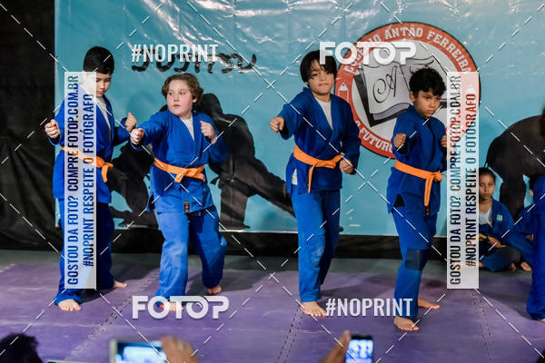 Buy your photos of the eventApresenta��o de Capoeira e Ju Jitsu 2019 on Fotop