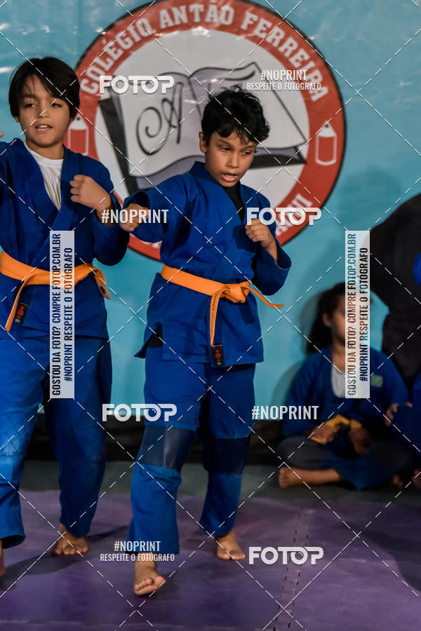 Buy your photos of the eventApresenta��o de Capoeira e Ju Jitsu 2019 on Fotop