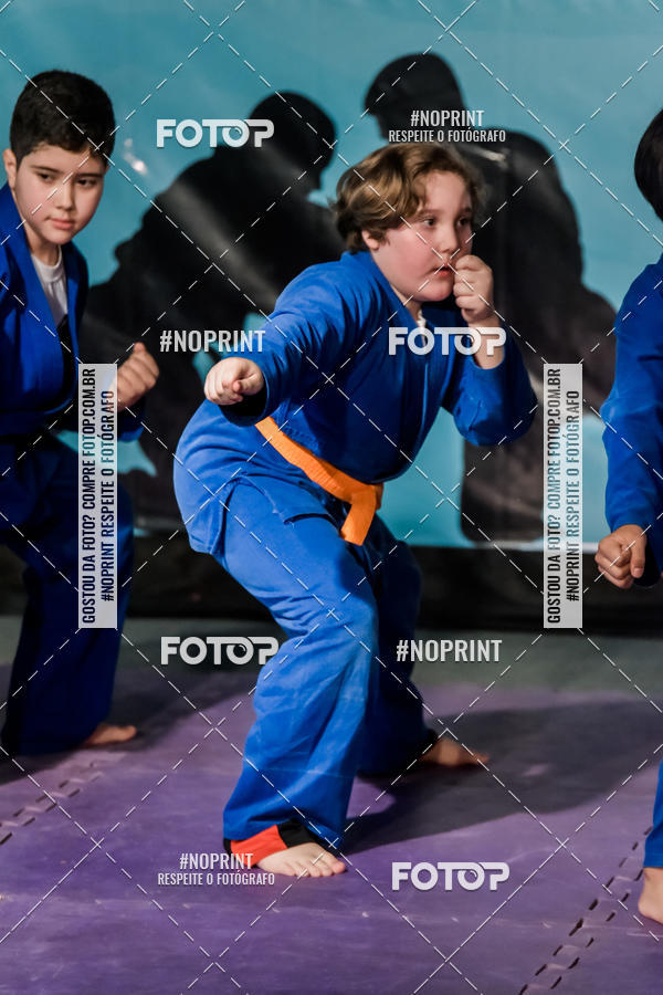 Buy your photos of the eventApresenta��o de Capoeira e Ju Jitsu 2019 on Fotop
