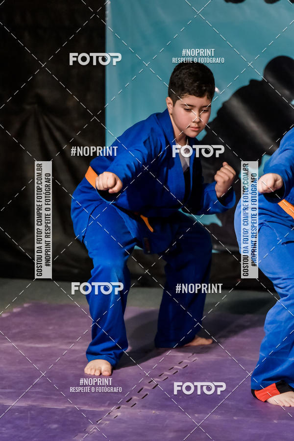 Buy your photos of the eventApresenta��o de Capoeira e Ju Jitsu 2019 on Fotop