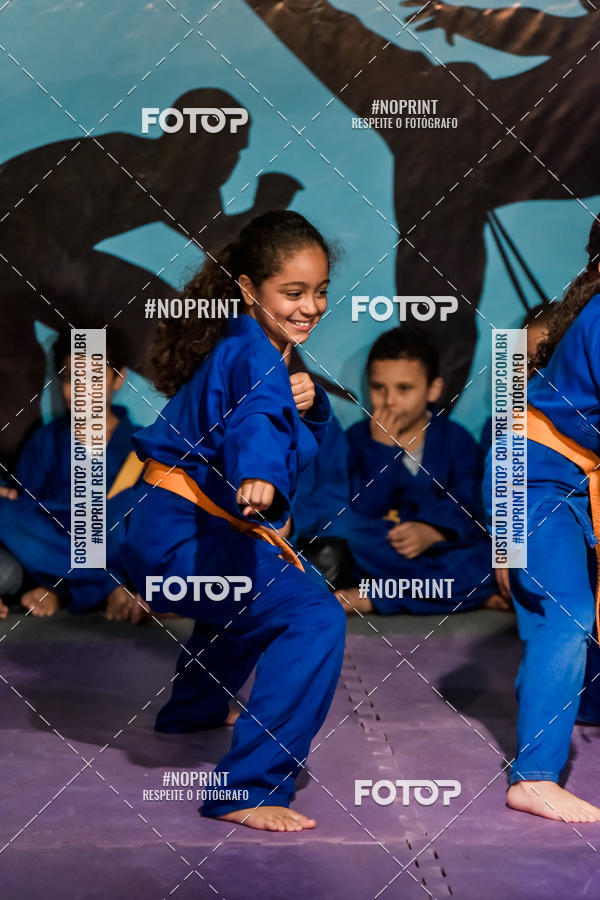 Buy your photos of the eventApresenta��o de Capoeira e Ju Jitsu 2019 on Fotop