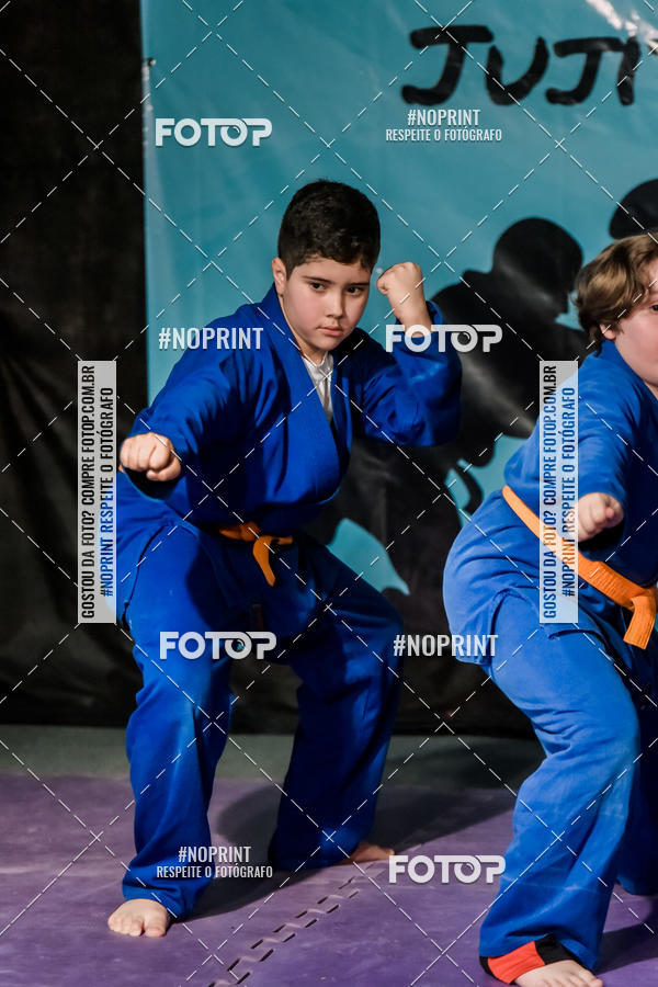 Buy your photos of the eventApresenta��o de Capoeira e Ju Jitsu 2019 on Fotop