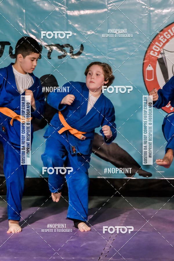 Buy your photos of the eventApresenta��o de Capoeira e Ju Jitsu 2019 on Fotop