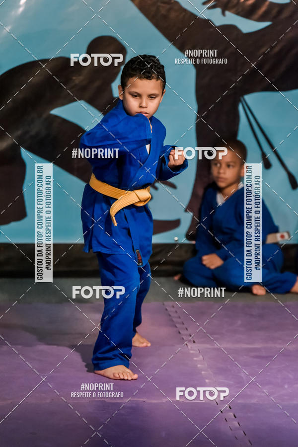 Buy your photos of the eventApresenta��o de Capoeira e Ju Jitsu 2019 on Fotop