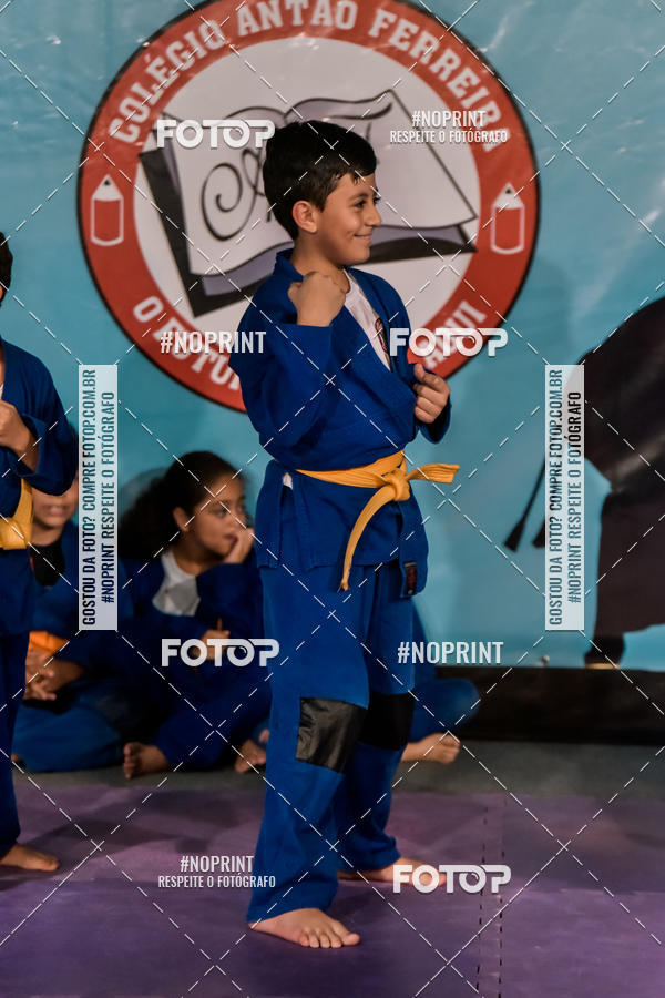 Buy your photos of the eventApresenta��o de Capoeira e Ju Jitsu 2019 on Fotop