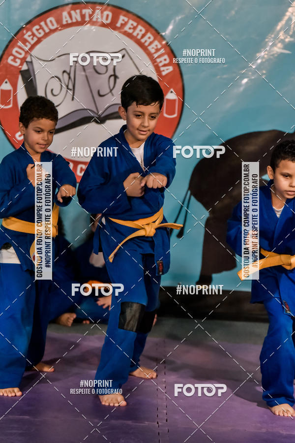 Buy your photos of the eventApresenta��o de Capoeira e Ju Jitsu 2019 on Fotop