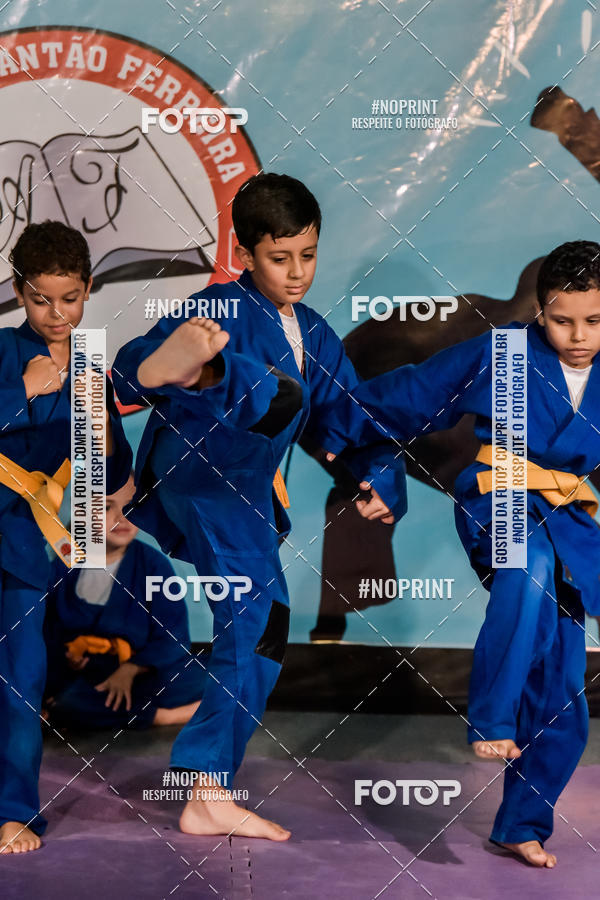 Buy your photos of the eventApresenta��o de Capoeira e Ju Jitsu 2019 on Fotop