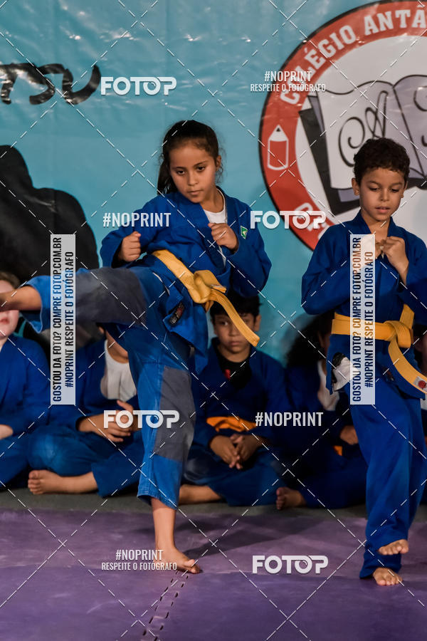Buy your photos of the eventApresenta��o de Capoeira e Ju Jitsu 2019 on Fotop