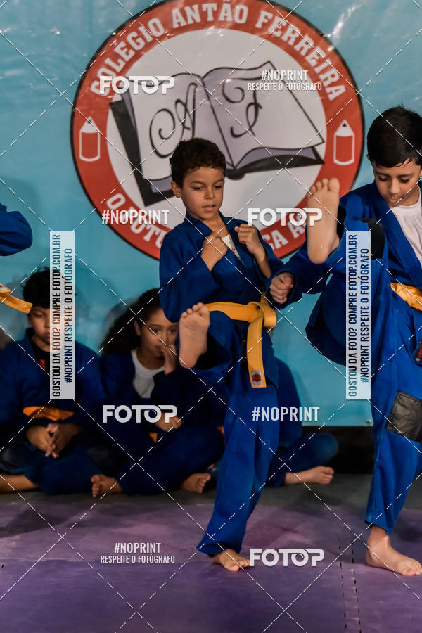Buy your photos of the eventApresenta��o de Capoeira e Ju Jitsu 2019 on Fotop