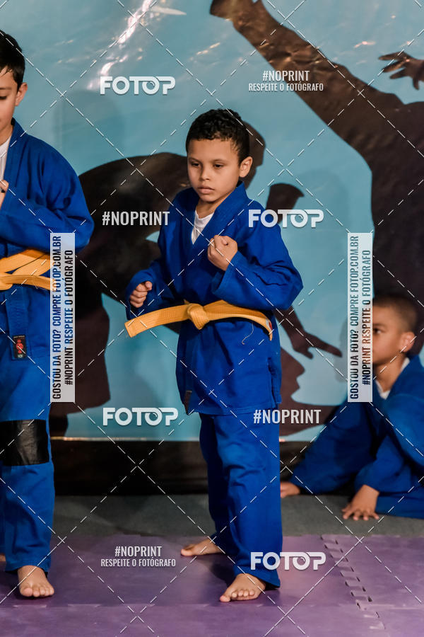 Buy your photos of the eventApresenta��o de Capoeira e Ju Jitsu 2019 on Fotop