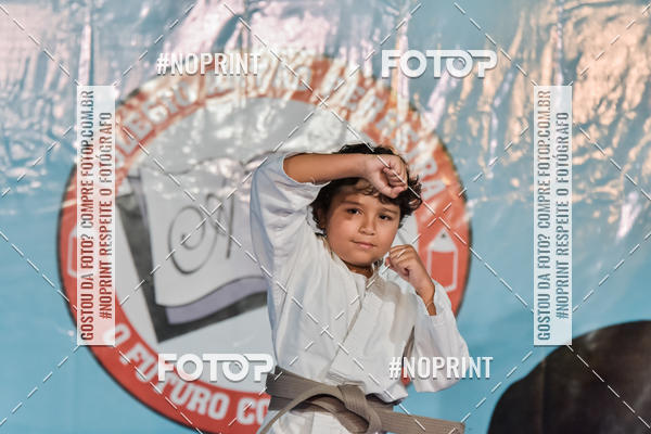 Buy your photos of the eventApresenta��o de Capoeira e Ju Jitsu 2019 on Fotop
