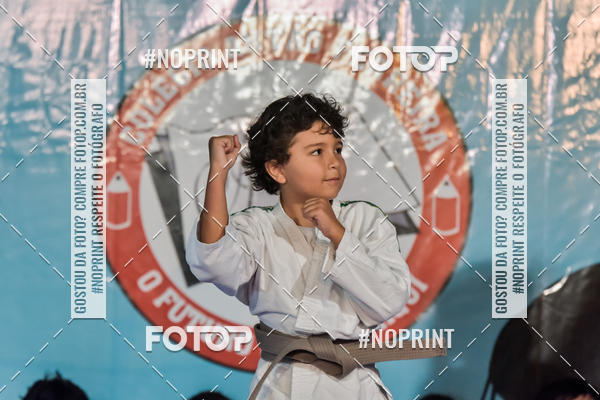 Buy your photos of the eventApresenta��o de Capoeira e Ju Jitsu 2019 on Fotop