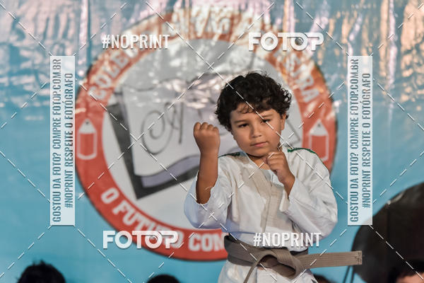 Buy your photos of the eventApresenta��o de Capoeira e Ju Jitsu 2019 on Fotop