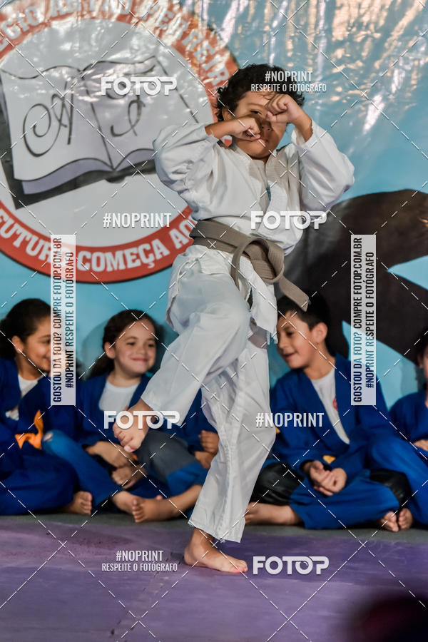 Buy your photos of the eventApresenta��o de Capoeira e Ju Jitsu 2019 on Fotop