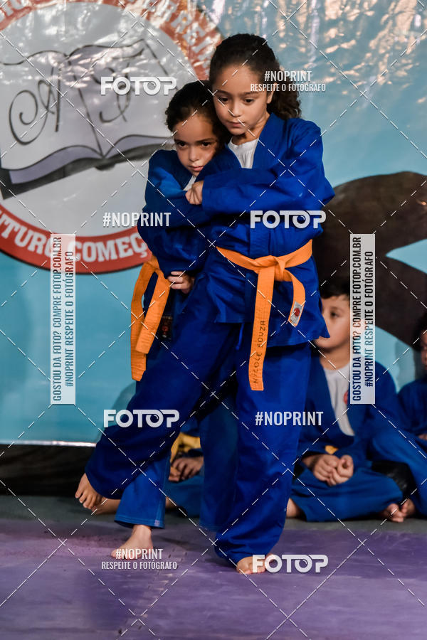 Buy your photos of the eventApresenta��o de Capoeira e Ju Jitsu 2019 on Fotop