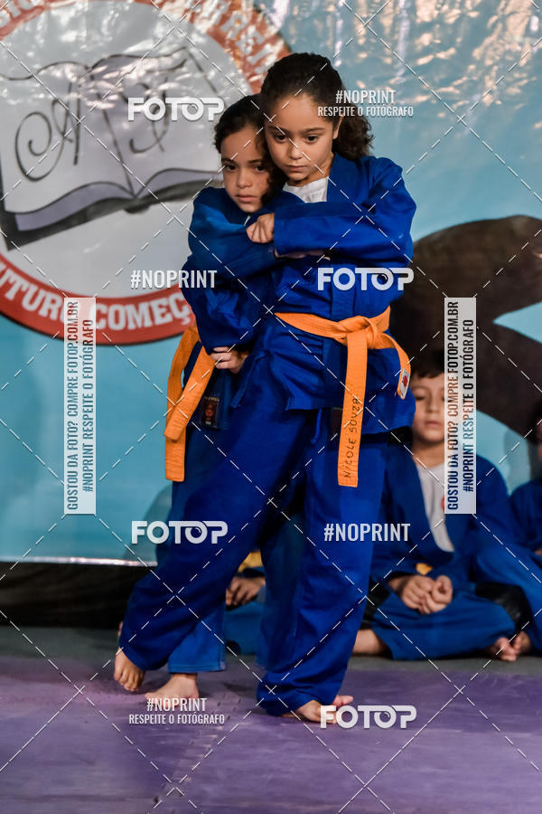 Buy your photos of the eventApresenta��o de Capoeira e Ju Jitsu 2019 on Fotop