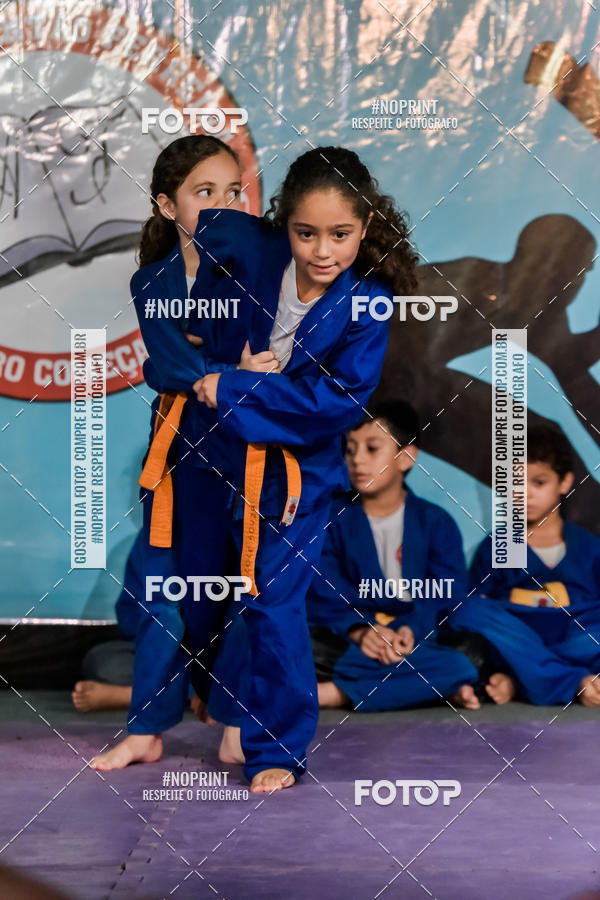 Buy your photos of the eventApresenta��o de Capoeira e Ju Jitsu 2019 on Fotop