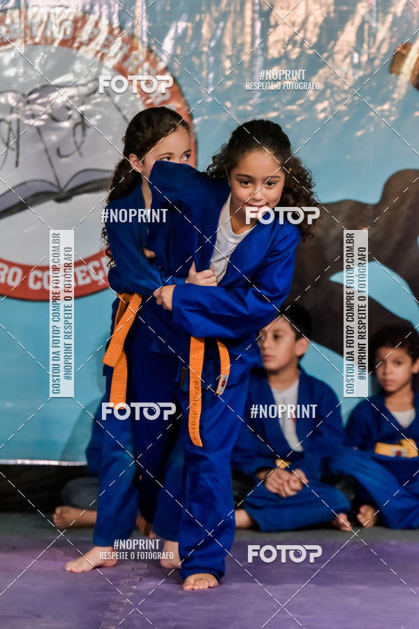 Buy your photos of the eventApresenta��o de Capoeira e Ju Jitsu 2019 on Fotop