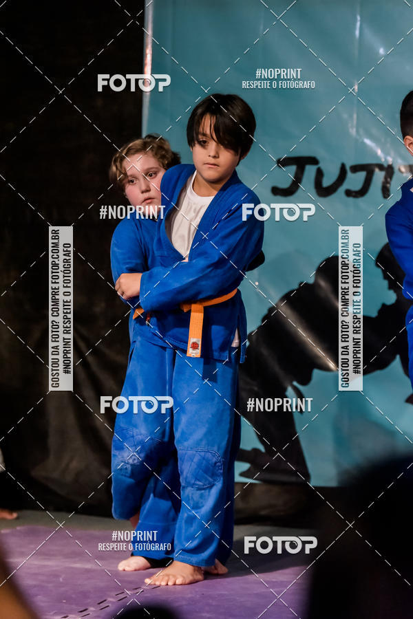 Buy your photos of the eventApresenta��o de Capoeira e Ju Jitsu 2019 on Fotop