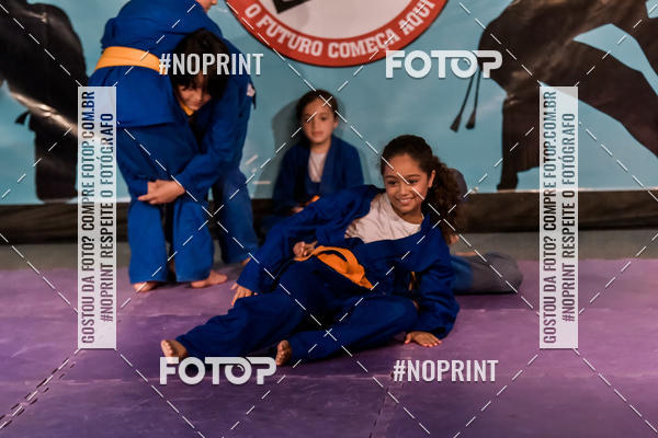 Buy your photos of the eventApresenta��o de Capoeira e Ju Jitsu 2019 on Fotop