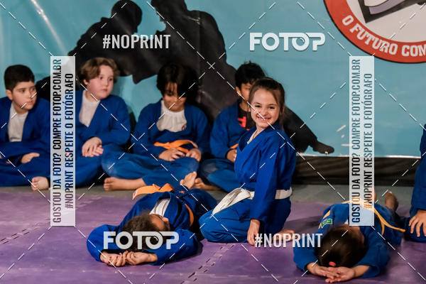 Buy your photos of the eventApresenta��o de Capoeira e Ju Jitsu 2019 on Fotop