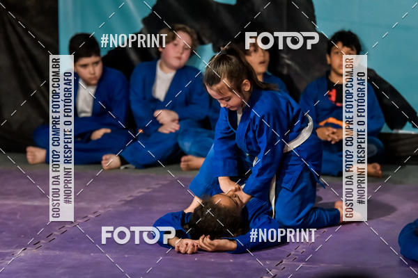Buy your photos of the eventApresenta��o de Capoeira e Ju Jitsu 2019 on Fotop