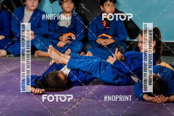 Buy your photos of the eventApresenta��o de Capoeira e Ju Jitsu 2019 on Fotop