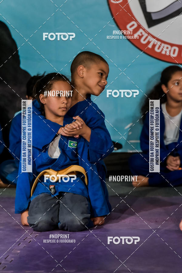 Buy your photos of the eventApresenta��o de Capoeira e Ju Jitsu 2019 on Fotop