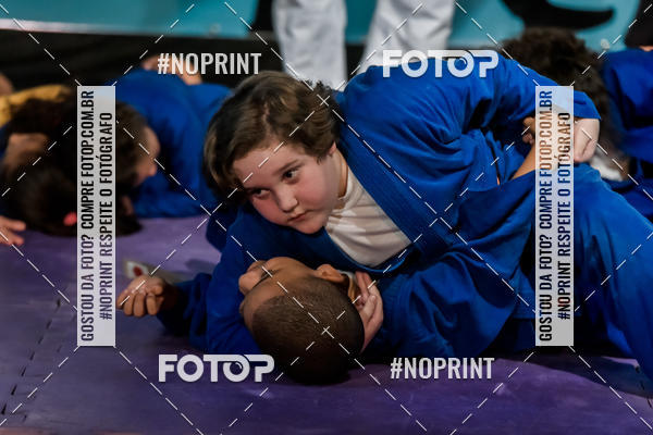 Buy your photos of the eventApresenta��o de Capoeira e Ju Jitsu 2019 on Fotop
