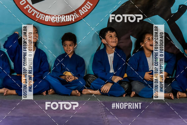 Buy your photos of the eventApresenta��o de Capoeira e Ju Jitsu 2019 on Fotop