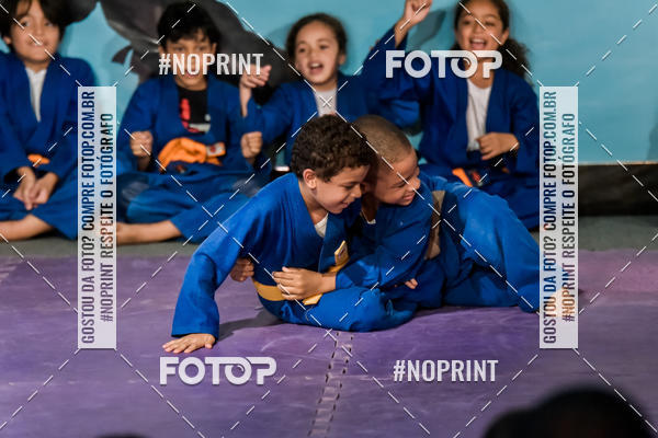 Buy your photos of the eventApresenta��o de Capoeira e Ju Jitsu 2019 on Fotop