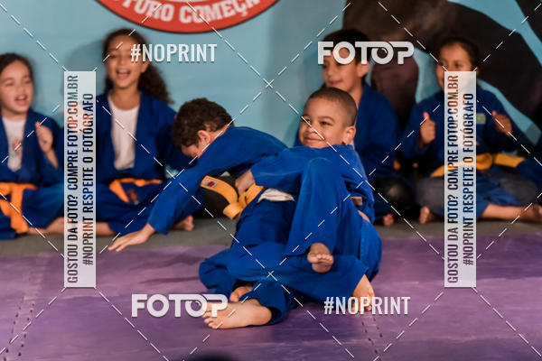 Buy your photos of the eventApresenta��o de Capoeira e Ju Jitsu 2019 on Fotop