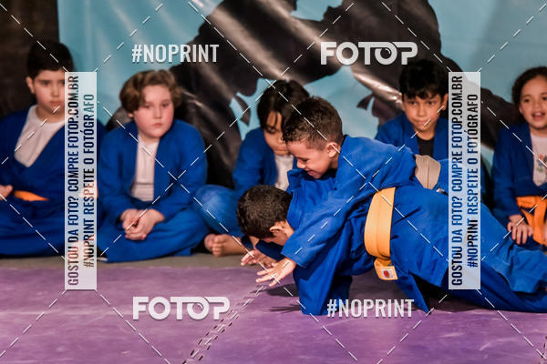 Buy your photos of the eventApresenta��o de Capoeira e Ju Jitsu 2019 on Fotop