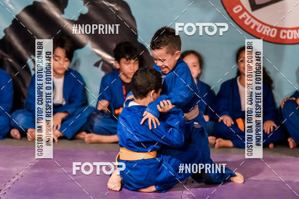 Buy your photos of the eventApresenta��o de Capoeira e Ju Jitsu 2019 on Fotop