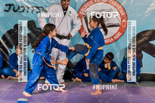 Buy your photos of the eventApresenta��o de Capoeira e Ju Jitsu 2019 on Fotop