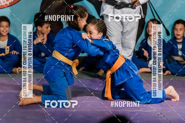 Buy your photos of the eventApresenta��o de Capoeira e Ju Jitsu 2019 on Fotop