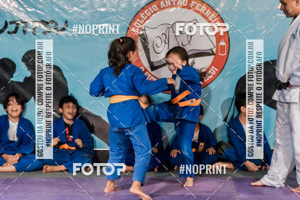 Buy your photos of the eventApresenta��o de Capoeira e Ju Jitsu 2019 on Fotop
