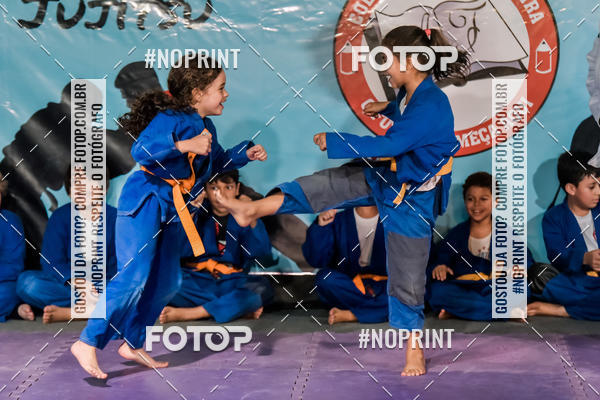 Buy your photos of the eventApresenta��o de Capoeira e Ju Jitsu 2019 on Fotop