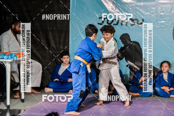 Buy your photos of the eventApresenta��o de Capoeira e Ju Jitsu 2019 on Fotop