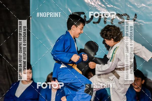 Buy your photos of the eventApresenta��o de Capoeira e Ju Jitsu 2019 on Fotop